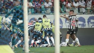 El Atlético Mineiro de Junior Alonso es campeón después de 50 años
