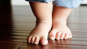 Un niño de 2 años muere tras ser atropellado por su padre