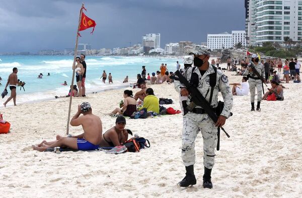 Nuevo batallón de seguridad turística recorre playas del Caribe mexicano - Mundo - ABC Color
