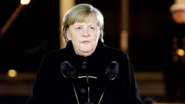 Angela Merkel: el emotivo discurso de la canciller alemana y la canción punk que sonó en su despedida