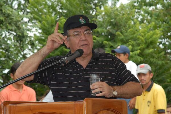 Nicanor dice que Ovelar tiene “pocas luces” - Nacionales - ABC Color