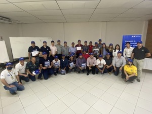 Se presentó el Manual de Transporte para choferes de camiones cisterna del emblema Enex