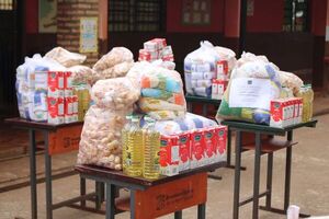 Alumnos de Presidente Franco terminaron el año sin recibir la totalidad de los kits de alimentos - ABC en el Este - ABC Color