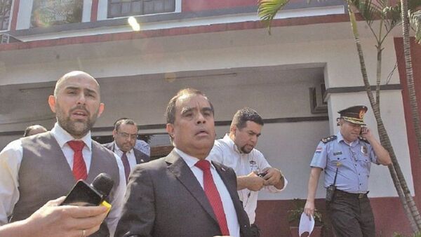Cárdenas declara en juicio en causa por 15 instituciones