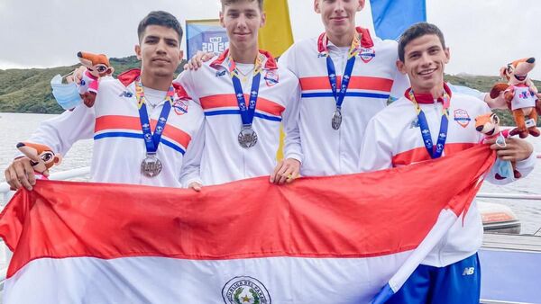 Suman medallas en el Pana