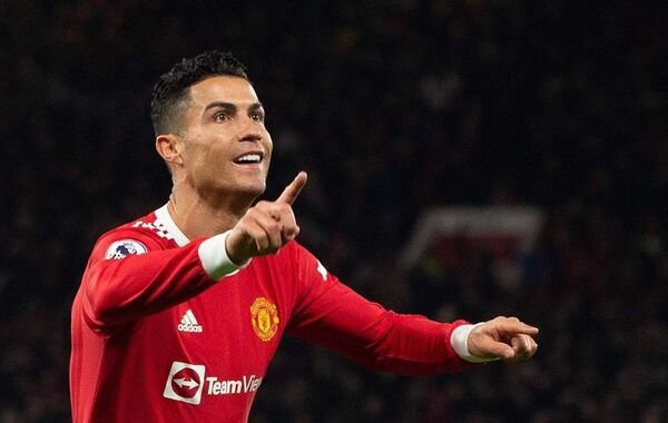 Según FIFA: Bican supera a Cristiano: 805 goles a 801 - Fútbol - ABC Color