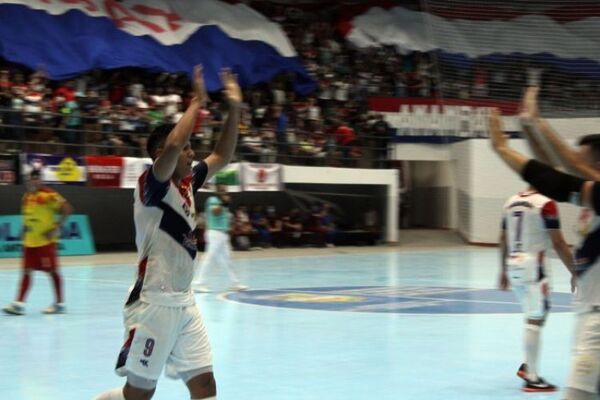 Amambay tumbó a Horqueta y se perfila como serio aspirante al título del fútbol de salón