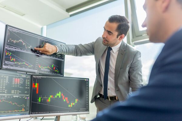 Inversores estadounidenses preocupados por cadenas de suministro y costes, entre los destacados de la semana - MarketData