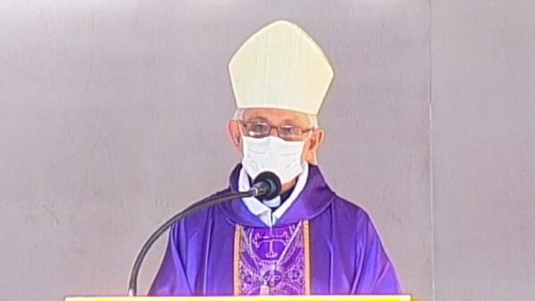 Obispo pide a autoridades laicas no ser corruptas y hacer cumplir la Constitución
