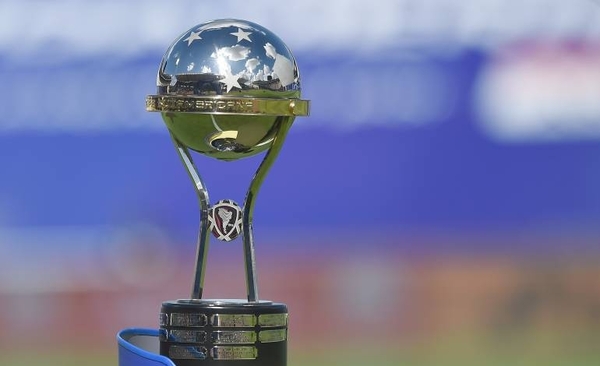 Diario HOY | Tres candidatos van por el último boleto a la Sudamericana 2022