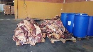 Golpe al contrabando: incautan 2 toneladas de carne en cruce Falcón-Clorinda | Noticias Paraguay