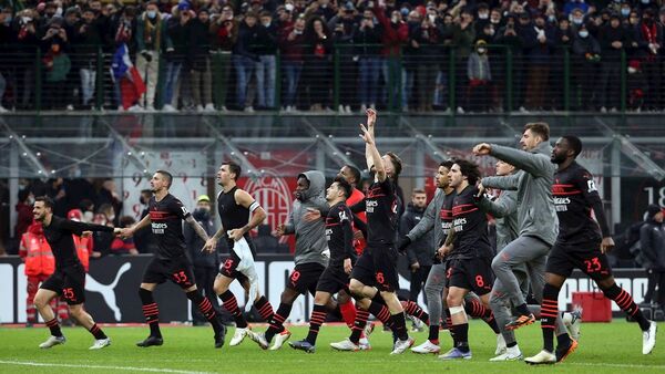 El Milan asalta el liderato de la Serie A