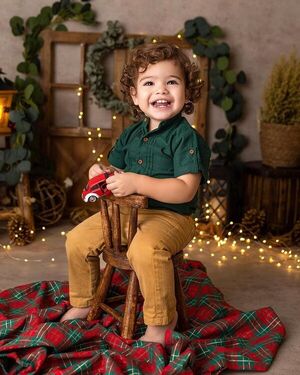 Las tiernas postales navideñas de Bauti, el hijo mayor de Maga Páez - Gente - ABC Color