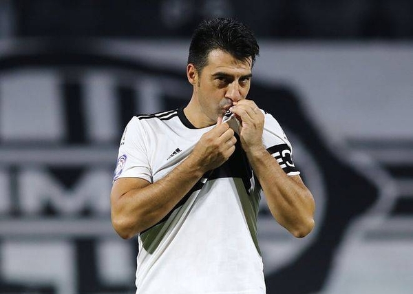 Diario HOY | La historia de los campeones como jugadores y técnicos de Olimpia