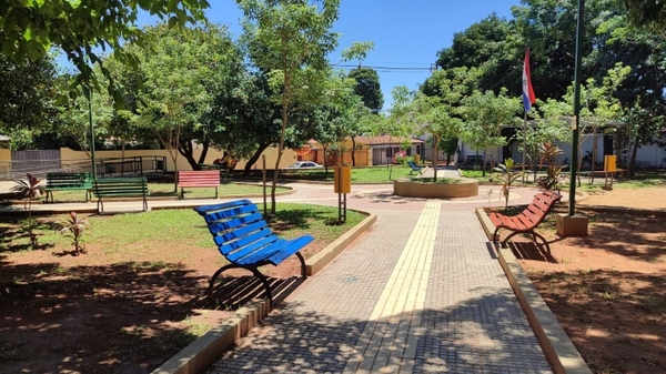 Dirección de Servicios Urbanos revitaliza varias plazas de Asunción - Megacadena — Últimas Noticias de Paraguay