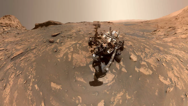Curiosity hace una nueva panorámica tipo selfie en Marte