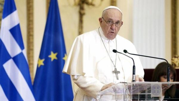 El papa Francisco alerta: la democracia retrocede en Europa