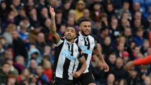 El Newcastle de Miguel Almirón gana quince jornadas después