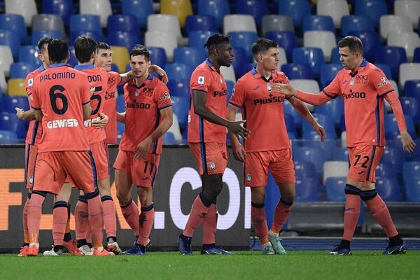 El Atalanta tumba al líder Nápoles y amenaza al Villarreal - Fútbol Internacional - ABC Color