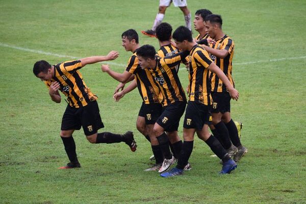 Con fallo del Tribunal, Guaraní se queda con el vice en la Sub 17 - Fútbol - ABC Color