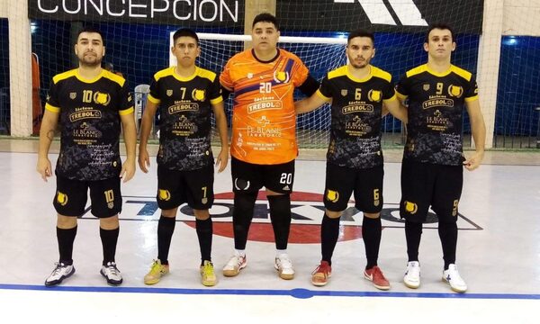 Paranaense y una paliza que lo mantiene con chances