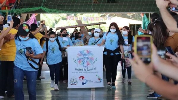 Jóvenes exigen más hospitales y que se mejore la educación en el país | Noticias Paraguay