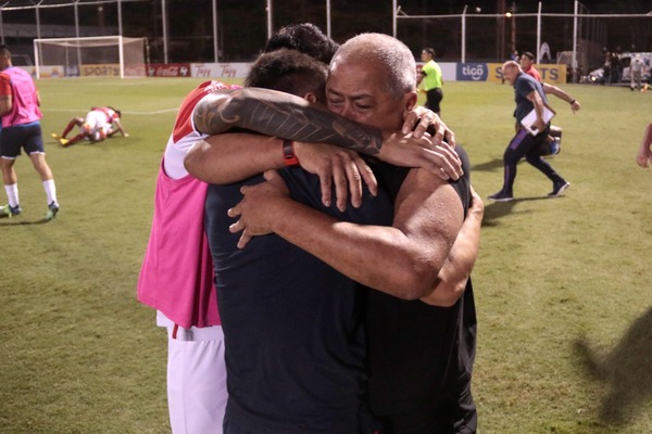 “Esto es para Alex”, expresó el Chiqui tras conquistar el campeonato - Megacadena — Últimas Noticias de Paraguay