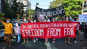 Tres muertos en manifestación contra la junta militar en Birmania