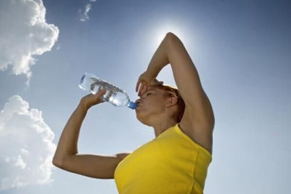 Hidratación para resistir las altas temperaturas - Estilo de vida - ABC Color