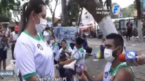 ¡Emotivo! Pidió matrimonio frente a la Basílica de Caacupé | Noticias Paraguay