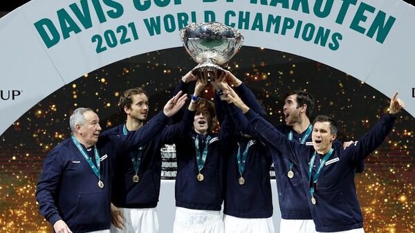 Medvedev corona a Rusia en Madrid