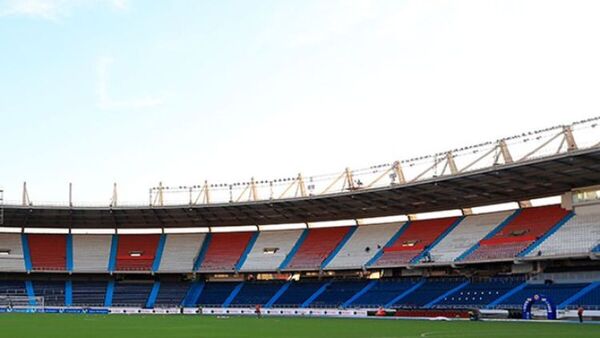 Menor de 13 años murió tras caer del segundo piso de un estadio en Colombia