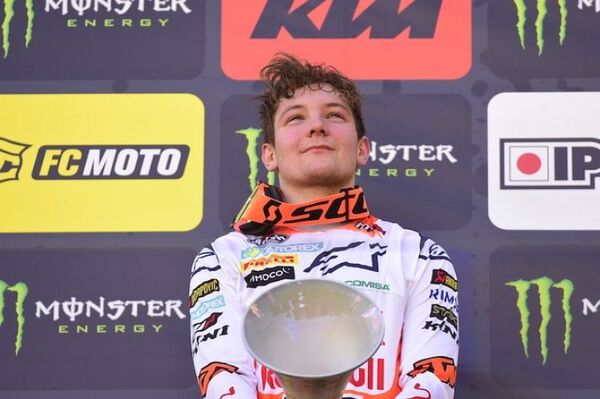 Tras una avalancha, falleció el piloto de motocross Rene Hofer a los 19 años