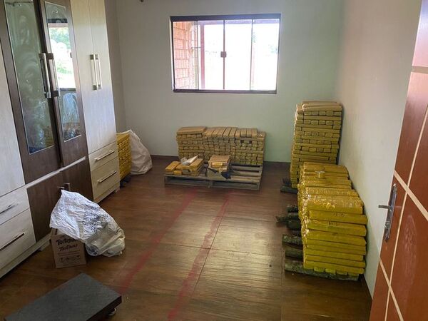 Incautan cerca de 600 kilos de marihuana prensada en Zanja Pytã - Nacionales - ABC Color