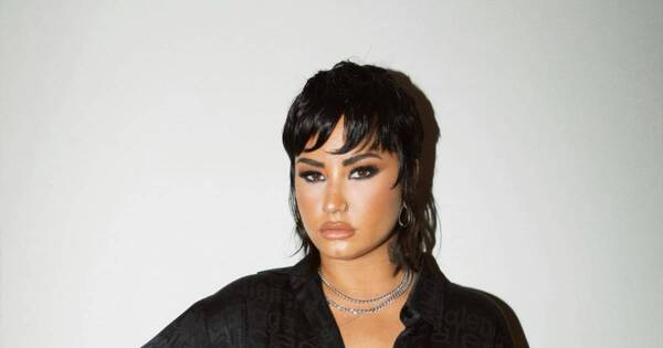 La Nación / ¡Insólito!: Demi Lovato sorprende a todos al revelar que cantó para unos espíritus