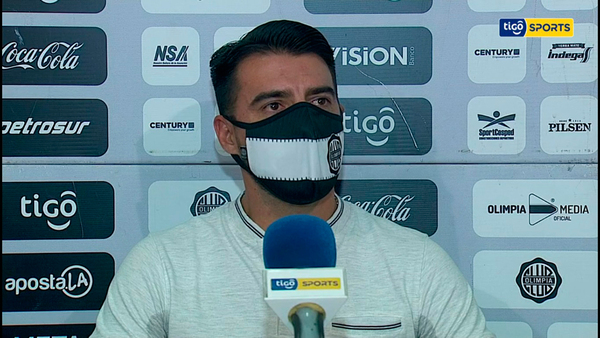 Conferencia de prensa de Julio César Cáceres