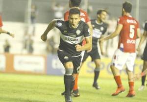 Crónica / GRITO DE COPA