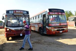Empresa de transporte se comprometió a devolver G. 300 millones a pasajeros - Nacionales - ABC Color