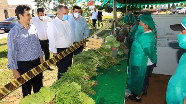 Más de 252 millones recaudan productores de la agricultura familiar en la feria Añua