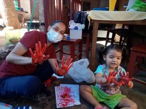 Maestras mochileras acercaron una nueva modalidad de enseñanza a hogares paraguayos