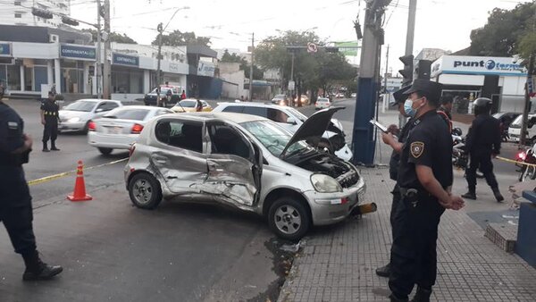 Senadora destaca necesidad de debatir sobre proyecto de Ley de Seguro Obligatorio contra Accidentes de Tránsito