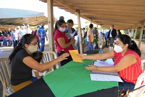 GOBIERNO ENTREGA SUBSIDIO POR VEDA PESQUERA EN ITAPÚA - Itapúa Noticias
