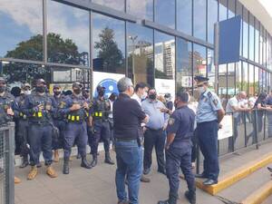 Crónica / Hoy inicia operativo “antipirañita” en el microcentro de CDE
