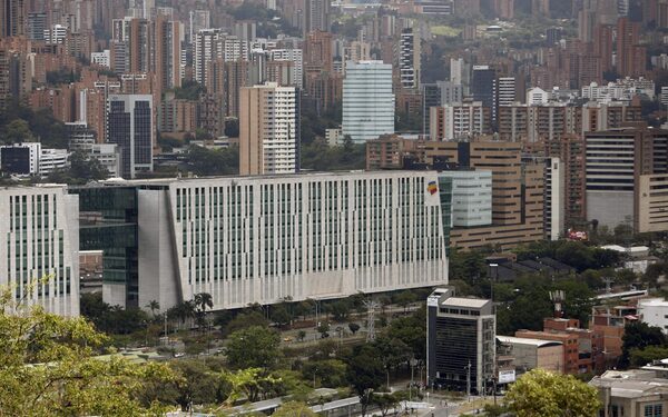 Grupo Argos de Colombia no participará en la OPA de Gilinski por Nutresa - MarketData