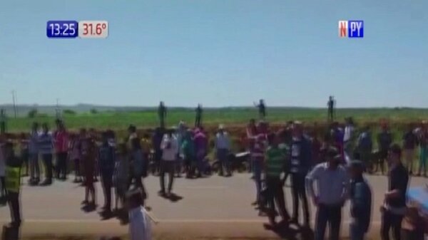 Masiva protestas contra desalojos en Hugua Po’i | Noticias Paraguay