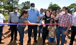 Gobernación invierte G. 942 millones en 21 cuadras de empedrados en Minga Guazú