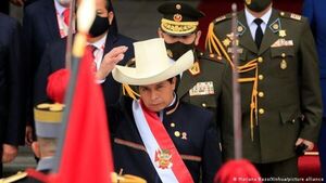 La oposición peruana busca abrir proceso de destitución contra Castillo