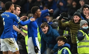 Diario HOY | Remontada del Everton ante el Arsenal que da aire a Benítez