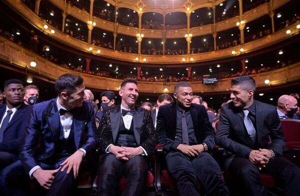 Lewandowski y su insatisfacción por el Balón de Oro para Messi