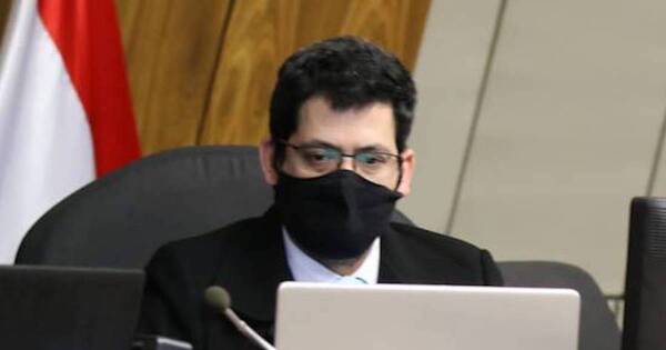 La Nación / Proyecto sobre inamovilidad de ministros de la Corte con dictamen a favor